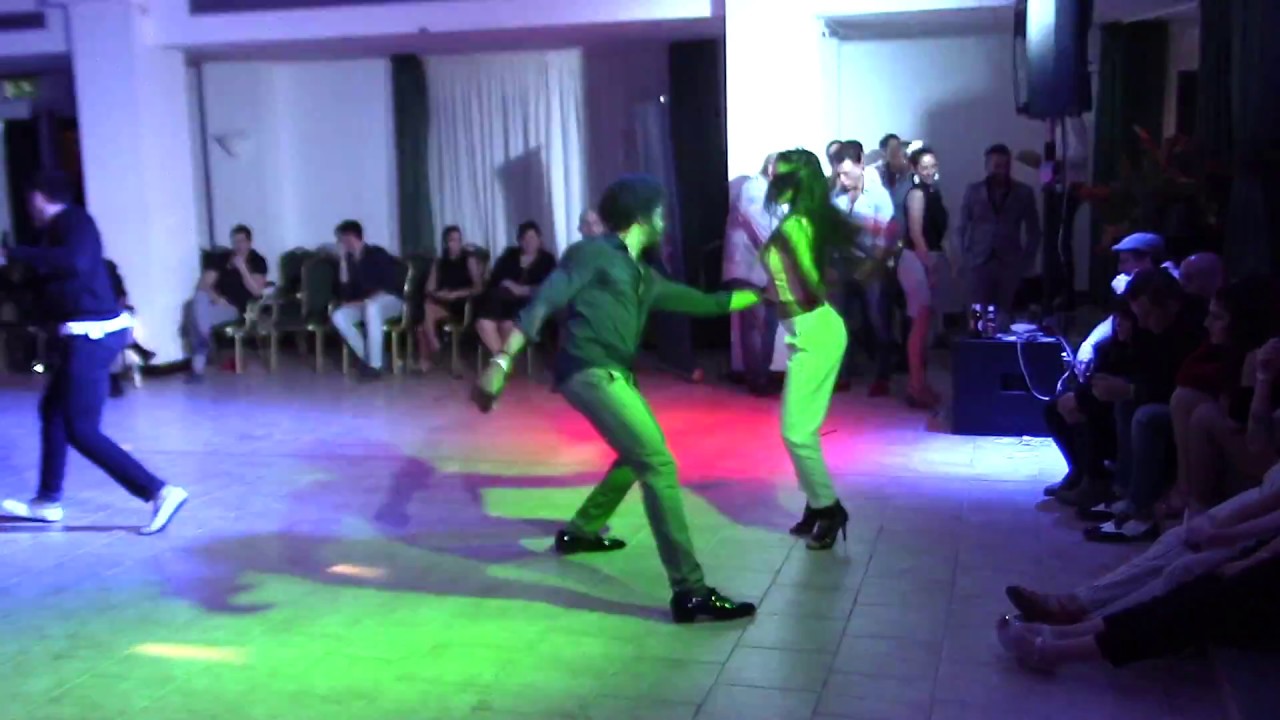 Terry SalsAlianza and Busra Araci :: Social Salsa dancing Que Locura Enamorarme de Ti @ All-In Dance