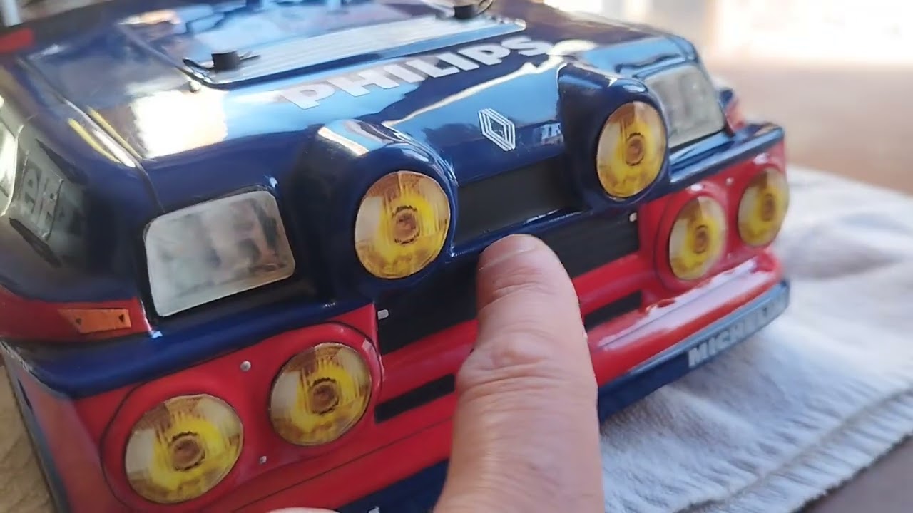 body L&L Models R5 MAXI TURBO 1/10 fallos estéticos notables