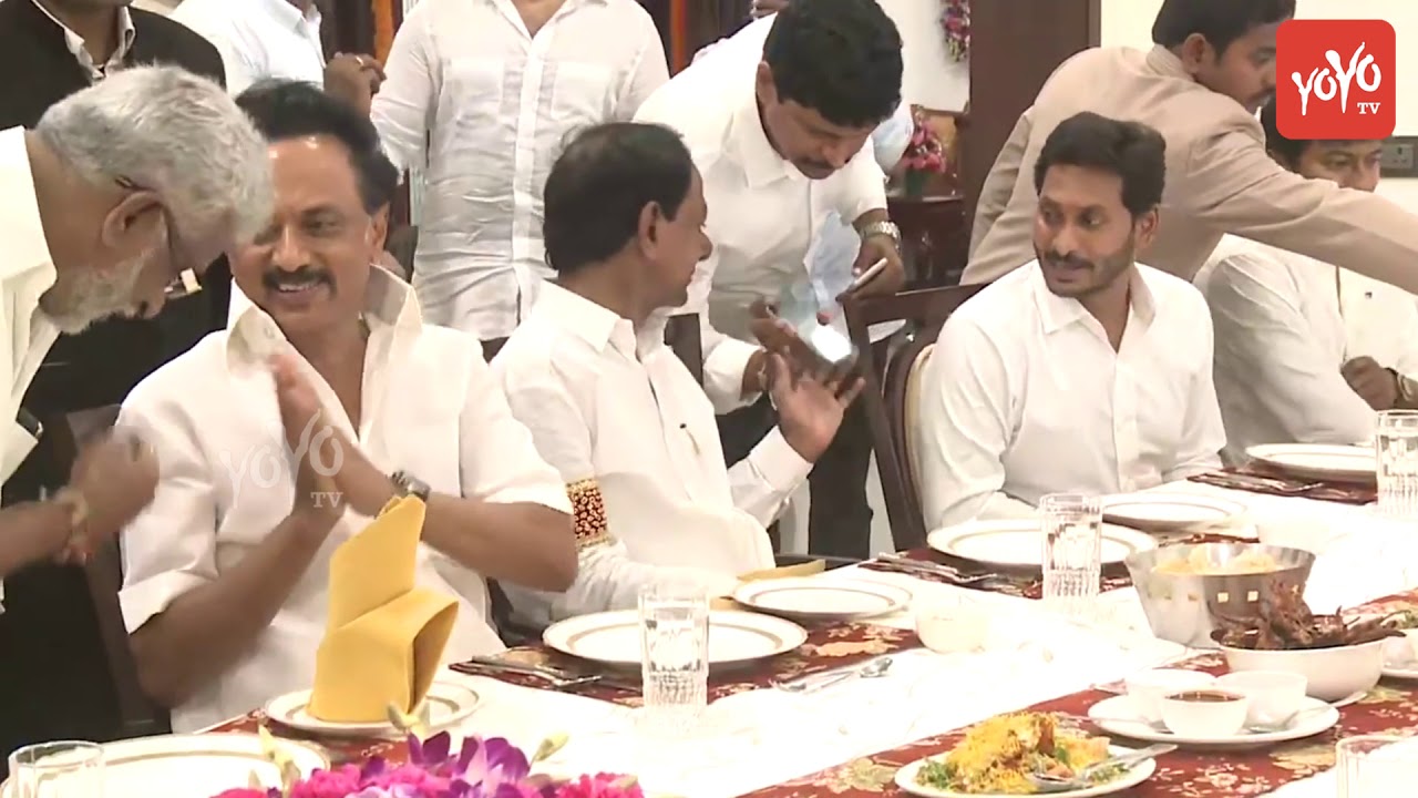 AP CM YS Jagan Lunch With CM KCR And DMK Stalin | YS Jagan Pramana Sweekaram | YOYO TV Channel