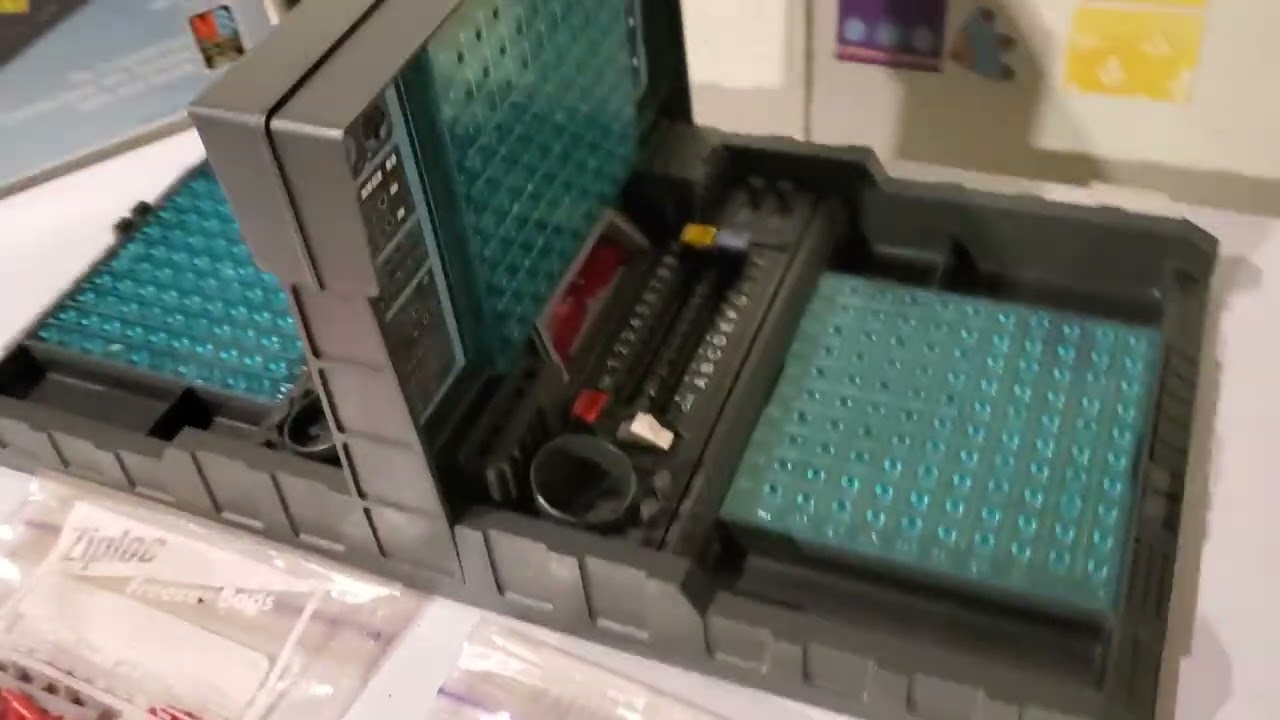 1982 electronic battleship set up