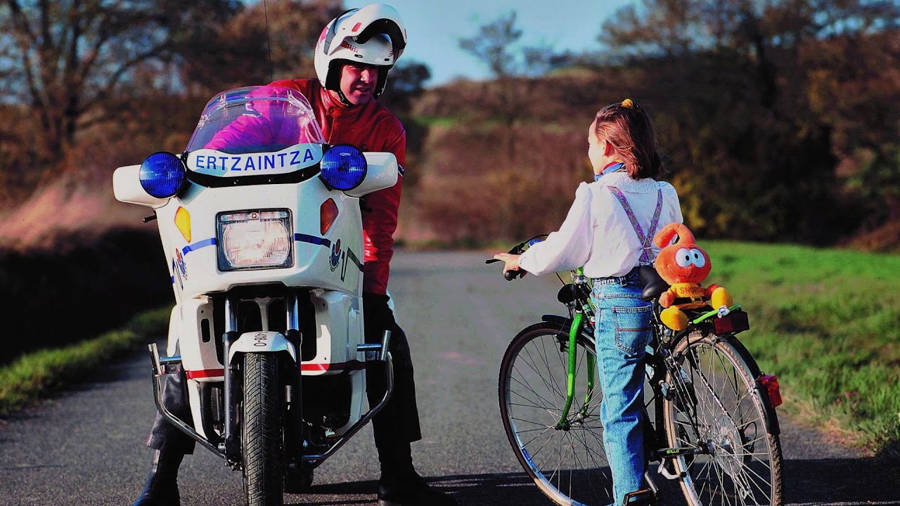 Ertzaintzako Trafikoko Unitateen 35. Urteurrena. /35 Aniversario de las Unidades de Tráfico.