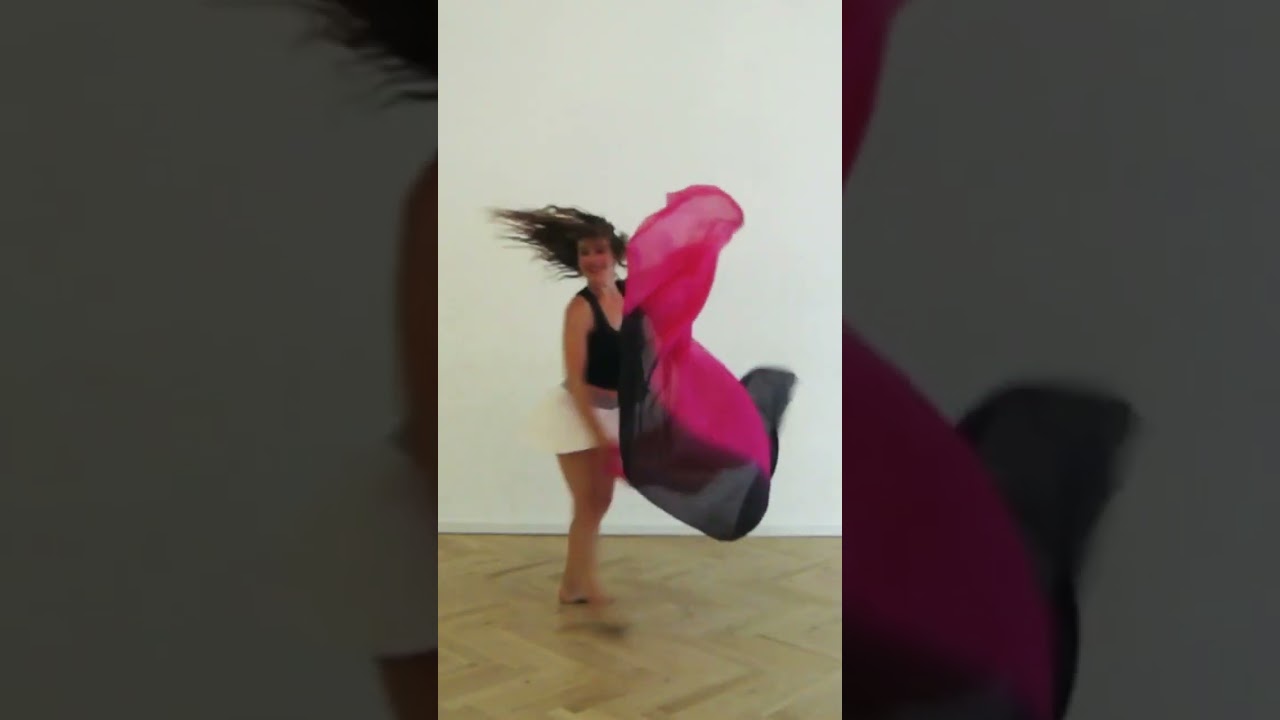 Enter with pizzazz! Bellydance with veil #bellydance #bauchtanz #baucht&auml;nzerin #bellydancer #dance