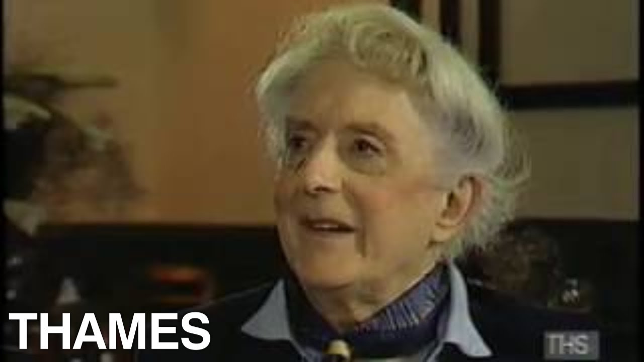Quentin Crisp interview | Naked Civil Servant | Mavis Catches up with...| 1989