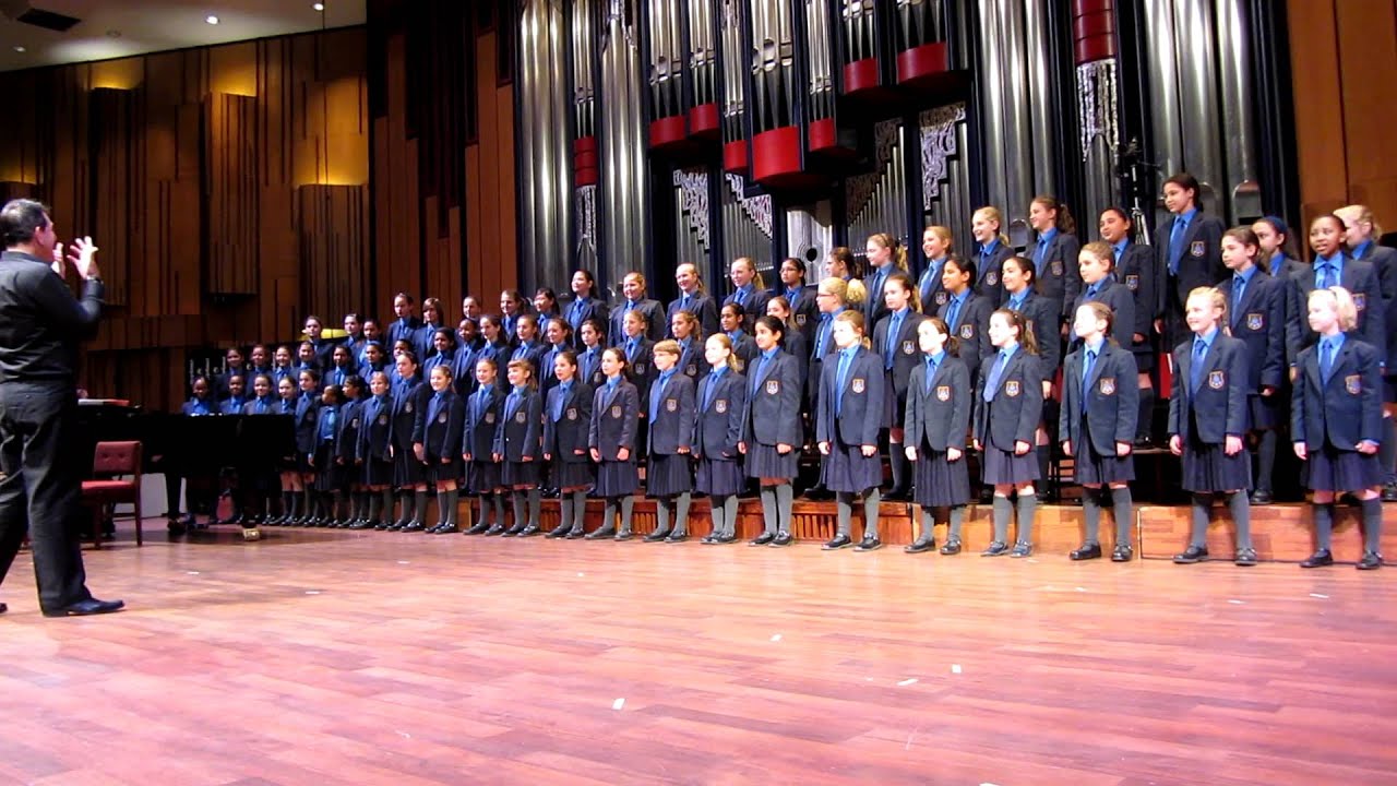 RGJS Choir 1st 3 songs at Applous 2011