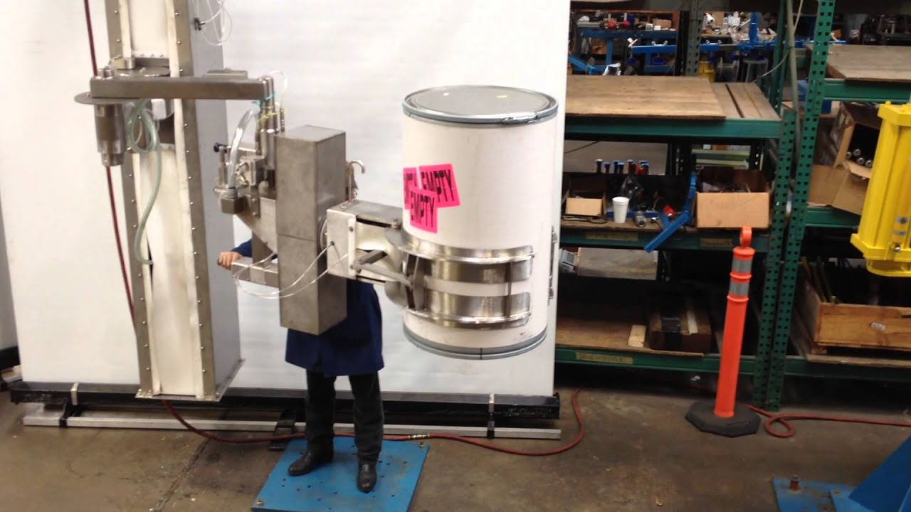 Strongarm Industries 400lb drum lifter
