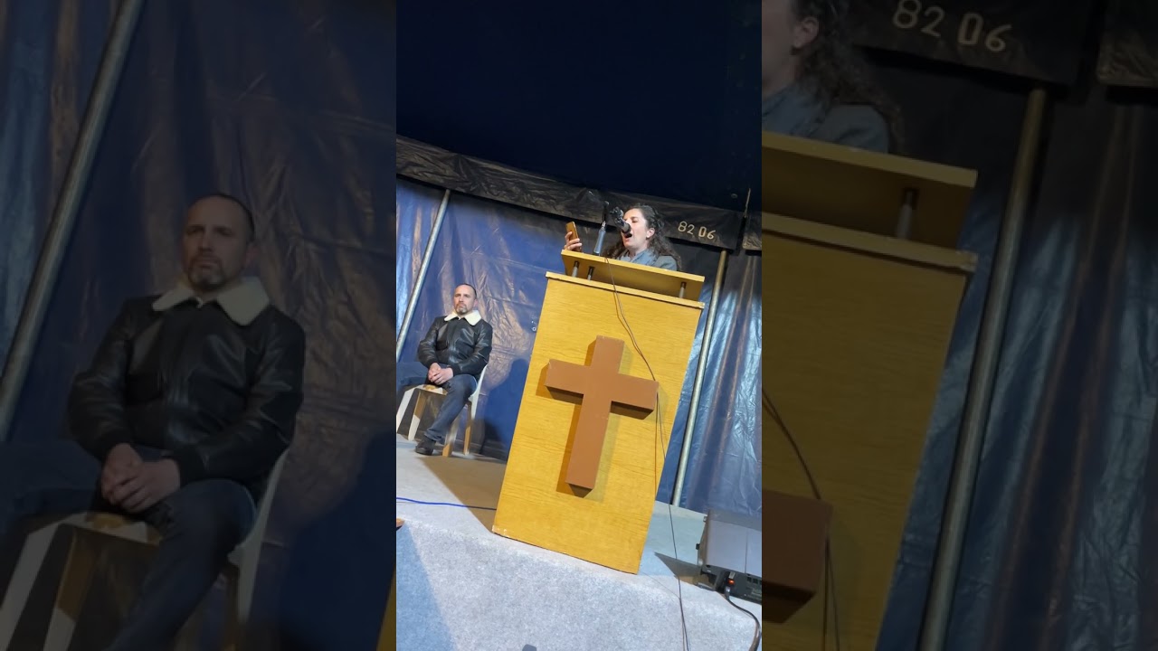 Nouveau cantique Chanel  dans le nom de Jésus ￼