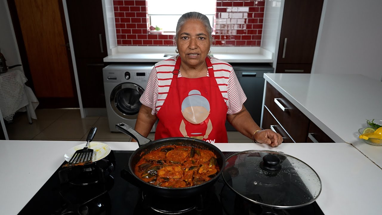 Making vegetarian fish with brinjals - taste just like fish curry but vegetarian!