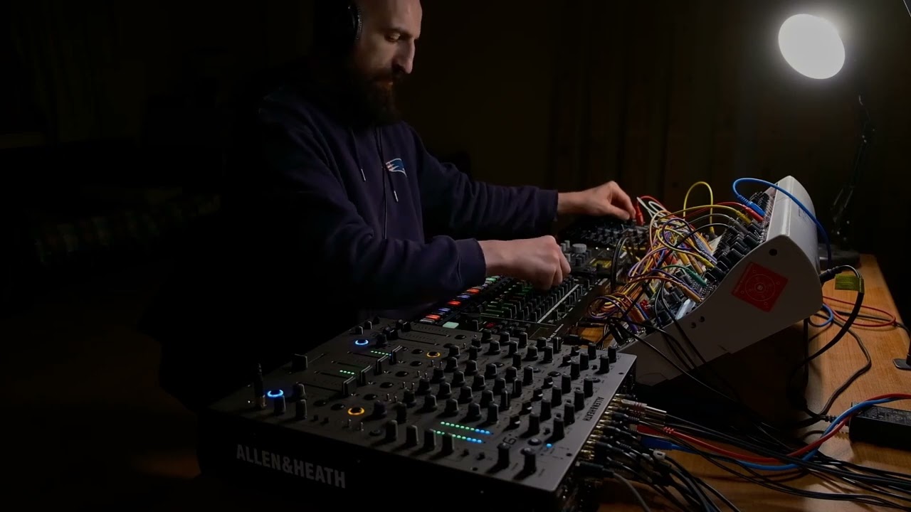 Live Modular Techno Session | 19-10-2025