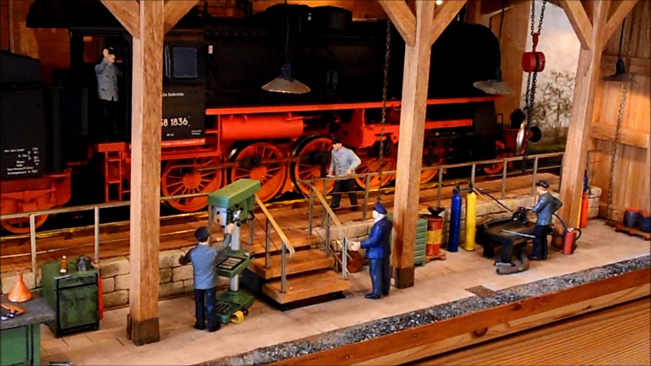 Lokschuppen Spur 1 BR 58  Märklin - Diorama #2