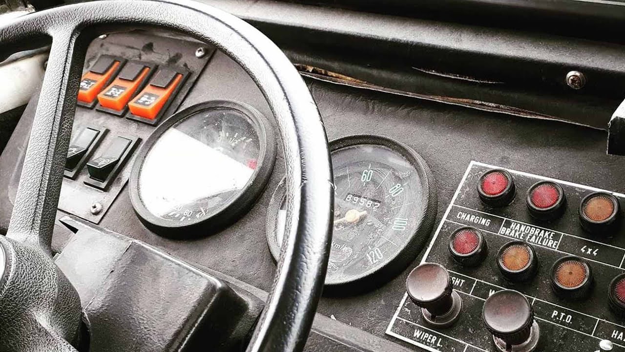 The restoration of the dashboard of Volvo C202/The Black Sheep project ep.30