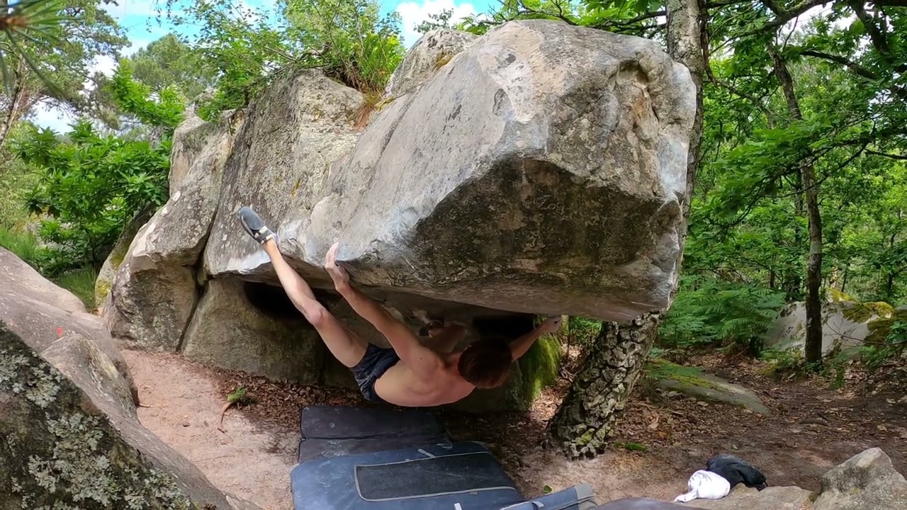 Ratatortue - 8a/7c+  (Rocher des Souris)