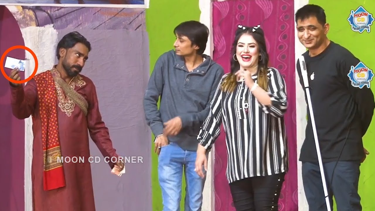 Amjad Rana and Falak Butt | Zulfi Stage Drama Badmaashi | New Stage Drama 2021