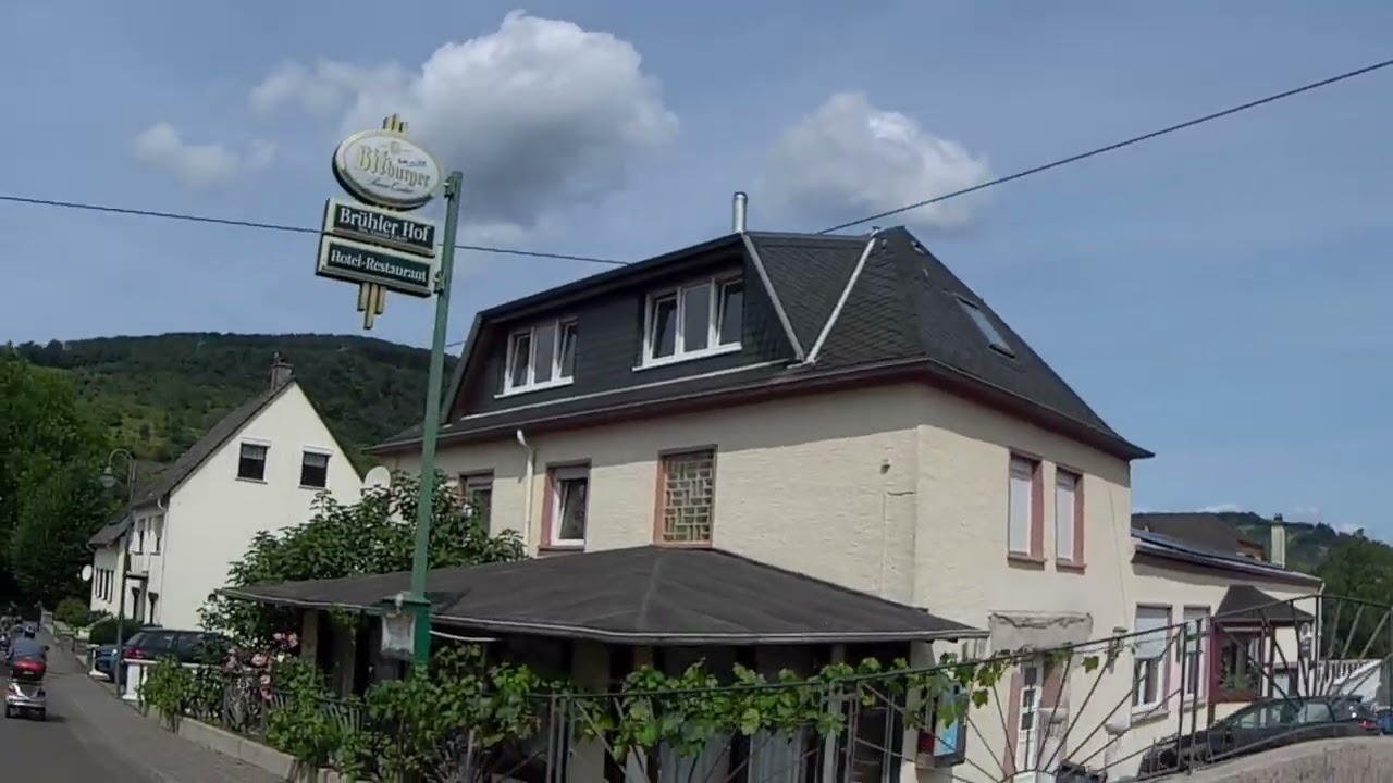 Los geht's nach Brauneberg