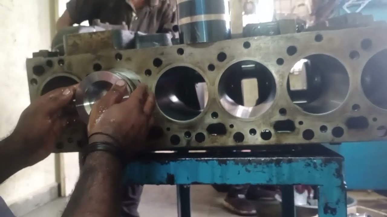 How To Piston Ring Fittmnt IN tata cummins BS lll engine !!