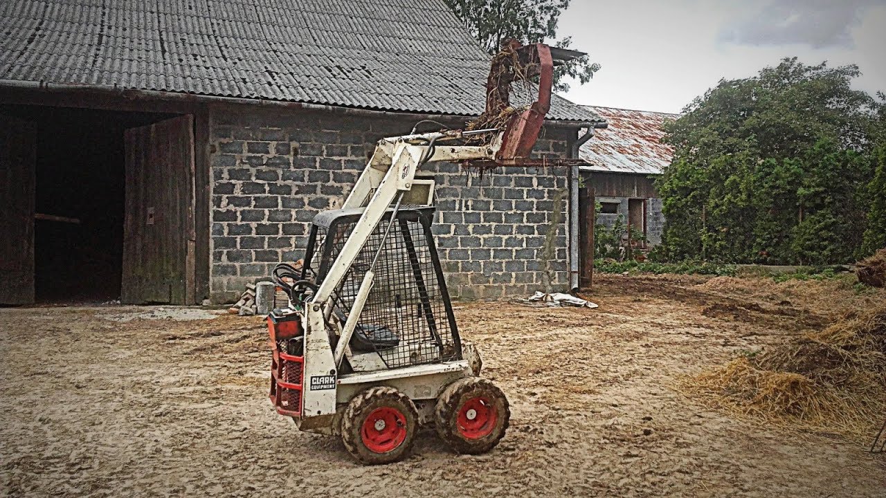 Usuwanie Słomy spod Obory ! Vlog#133 Test Mini-Ładowarki Bobcat M371 Skid Steer ! :D
