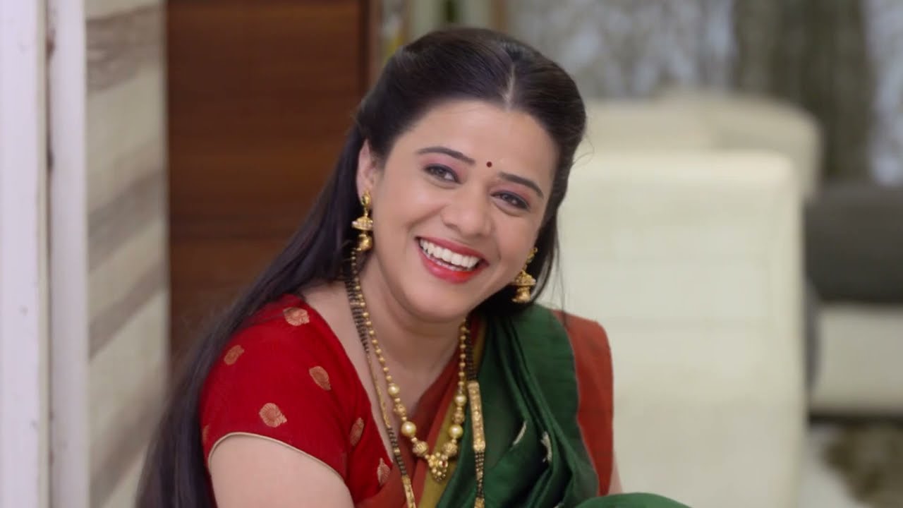 Mazhya Navryachi Bayko - Ep 708 - Abhijeet Khandkekar - Marathi Tv Serial - Zee5 Marathi Classics