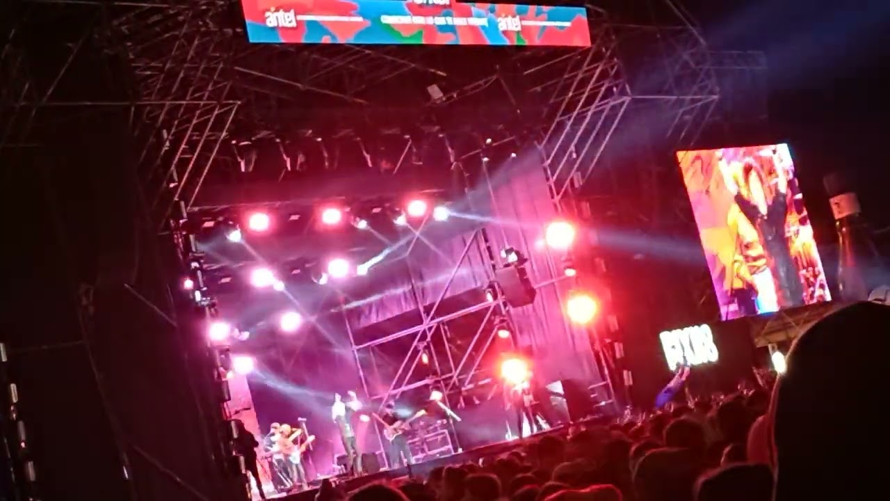 El Cuarteto de Nos. Yendo a la casa de Damian. Cosquin Rock 2025