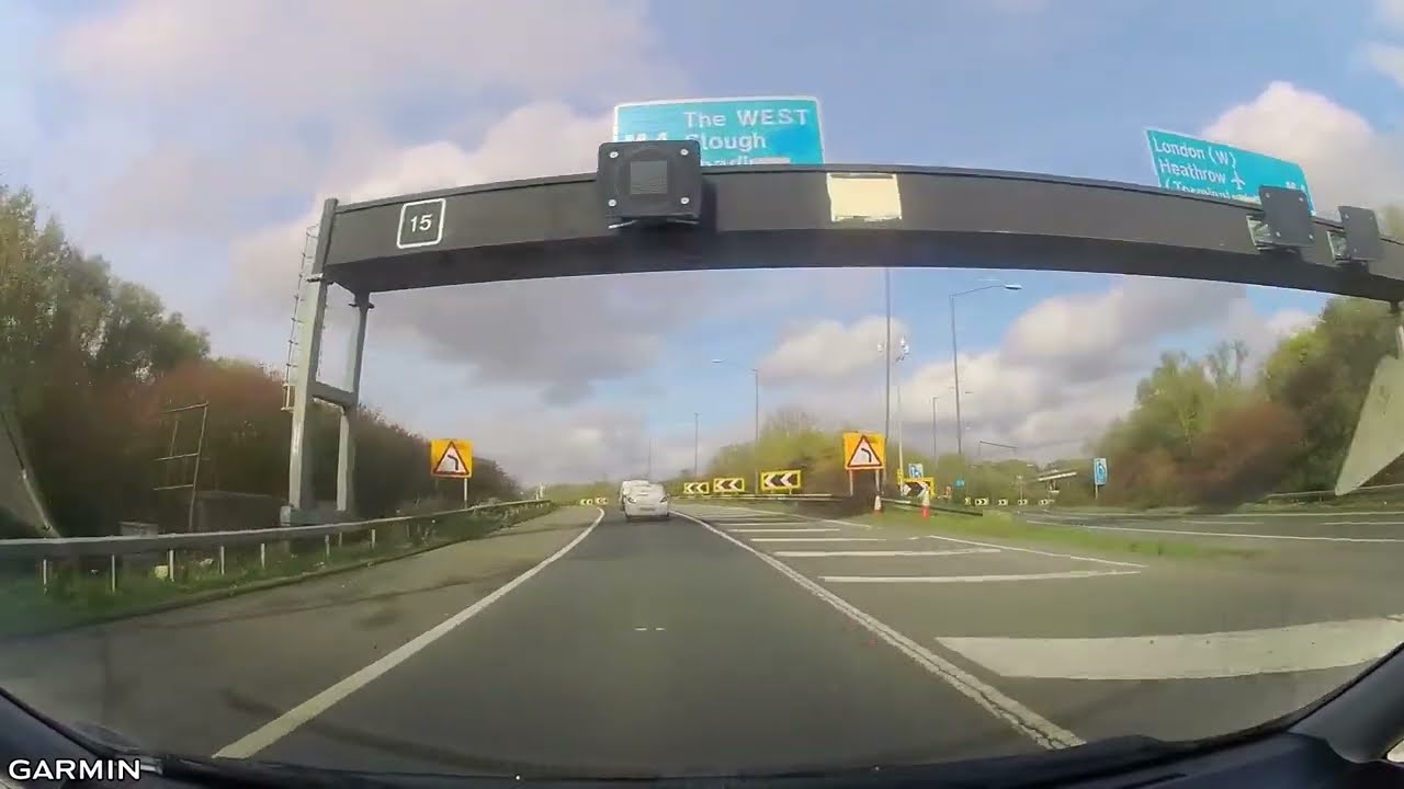 Garmin London Heathrow Airport to Reading 2022 - Who needs a taxi !