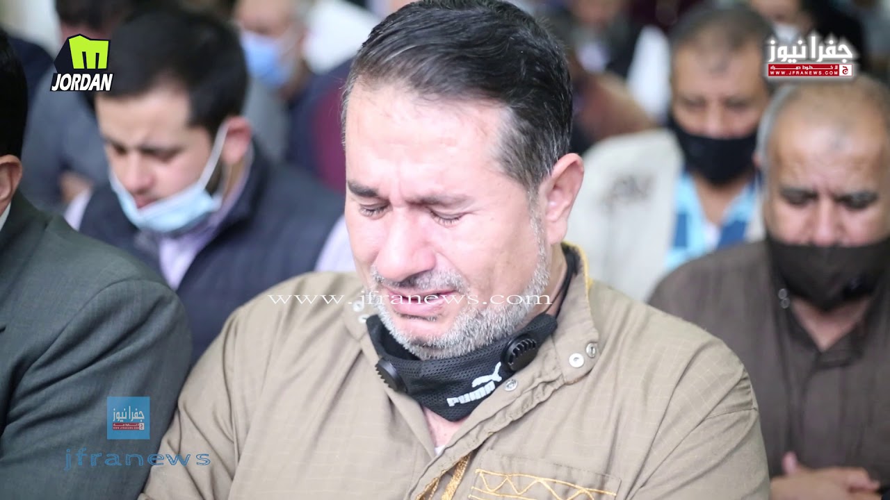 شاهد جنازة و مراسم دفن #يحيى_السعود و شقيقه عمر بحضور الآلاف يشيعون