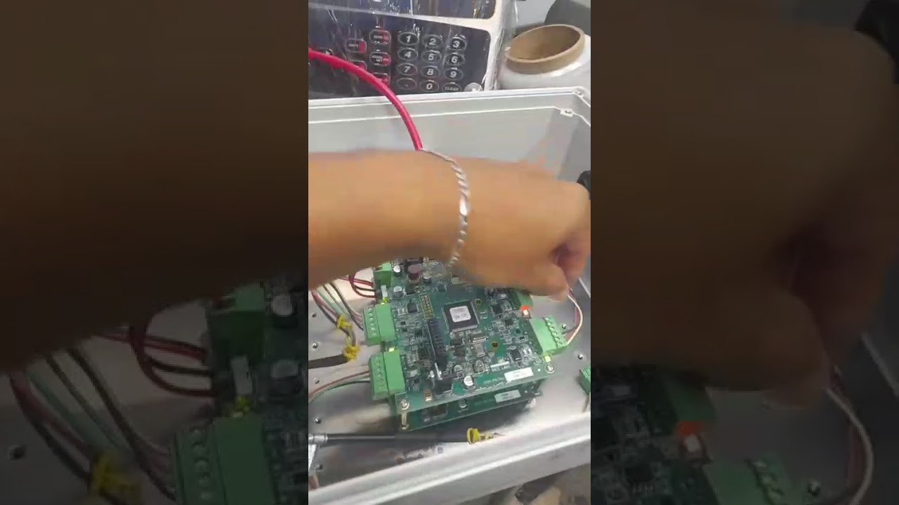 Video rápido de funcionamiento de indicador Rice Lake 1280 con iQube2
