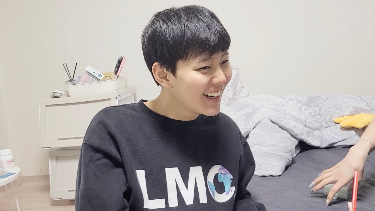 옷을 안 벗기면 된다는 아린 (레즈 밸런스게임)