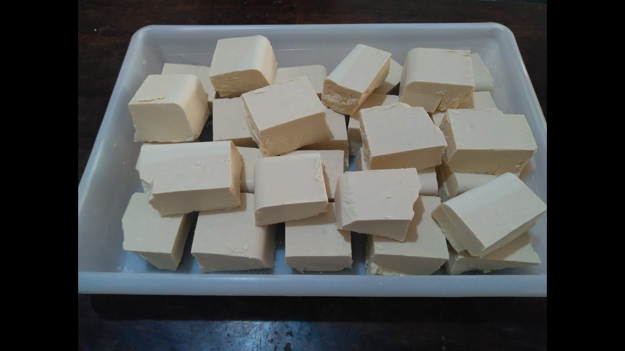 Sabão de Limão em barra, super duro, limpa muito!