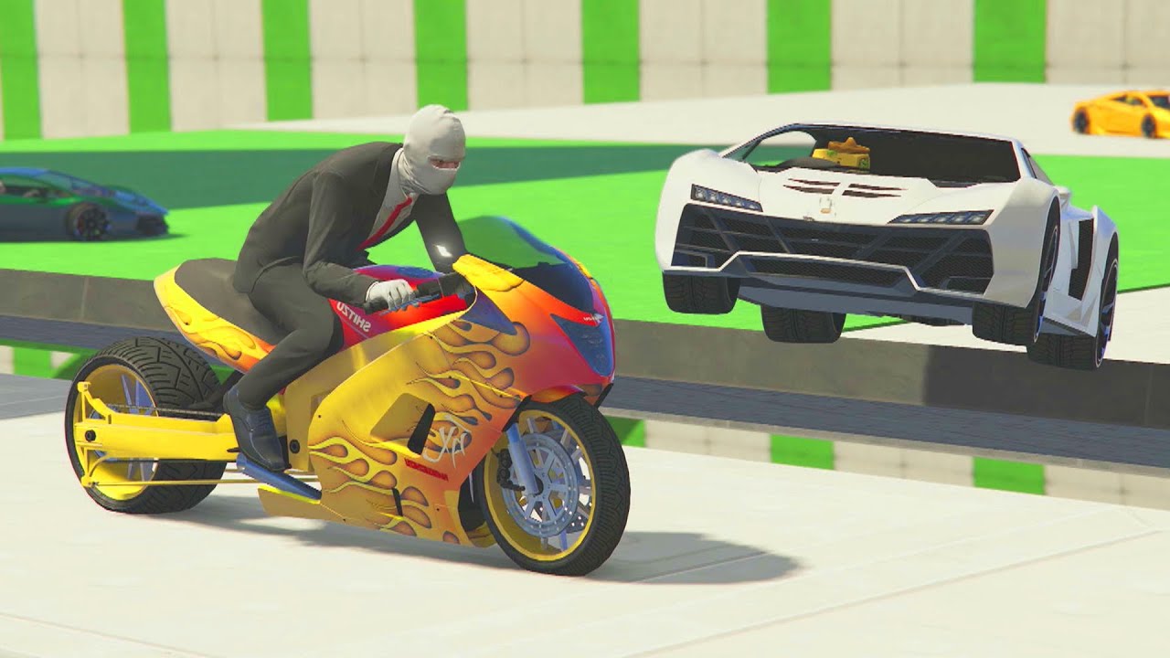 CORRE O TE ATROPELLO EN MOTO MEGA LARGA!! QUÉ ES ESTO!?!? - GTA 5 ONLINE