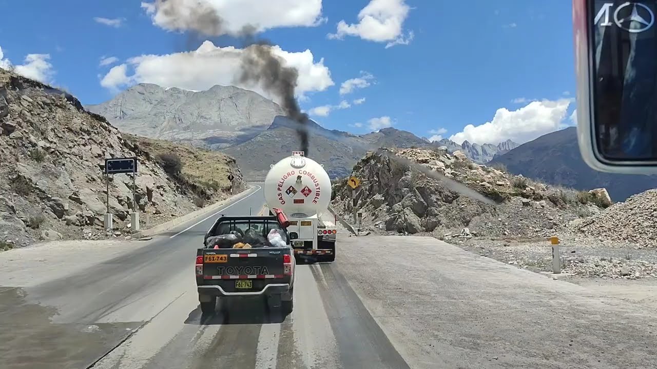 RECORRIDO DESDE CANTA HASTA LA LAGUNA DE LOS 7 COLORES: Momentos en la carretera (Prov. de Canta)