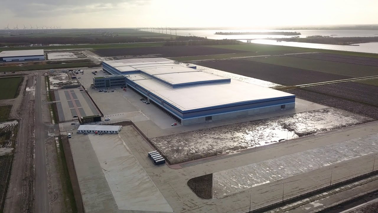 Lidl opent nieuw distributiecentrum in Almere
