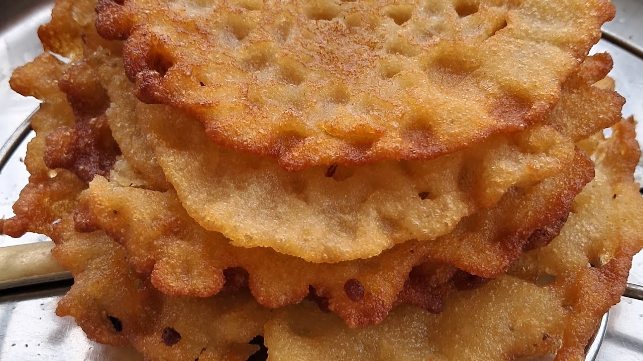 आज लाइव में सीखेंगे आटे के मालपुए (मीठे चीले) बनाने का आसान तरीका