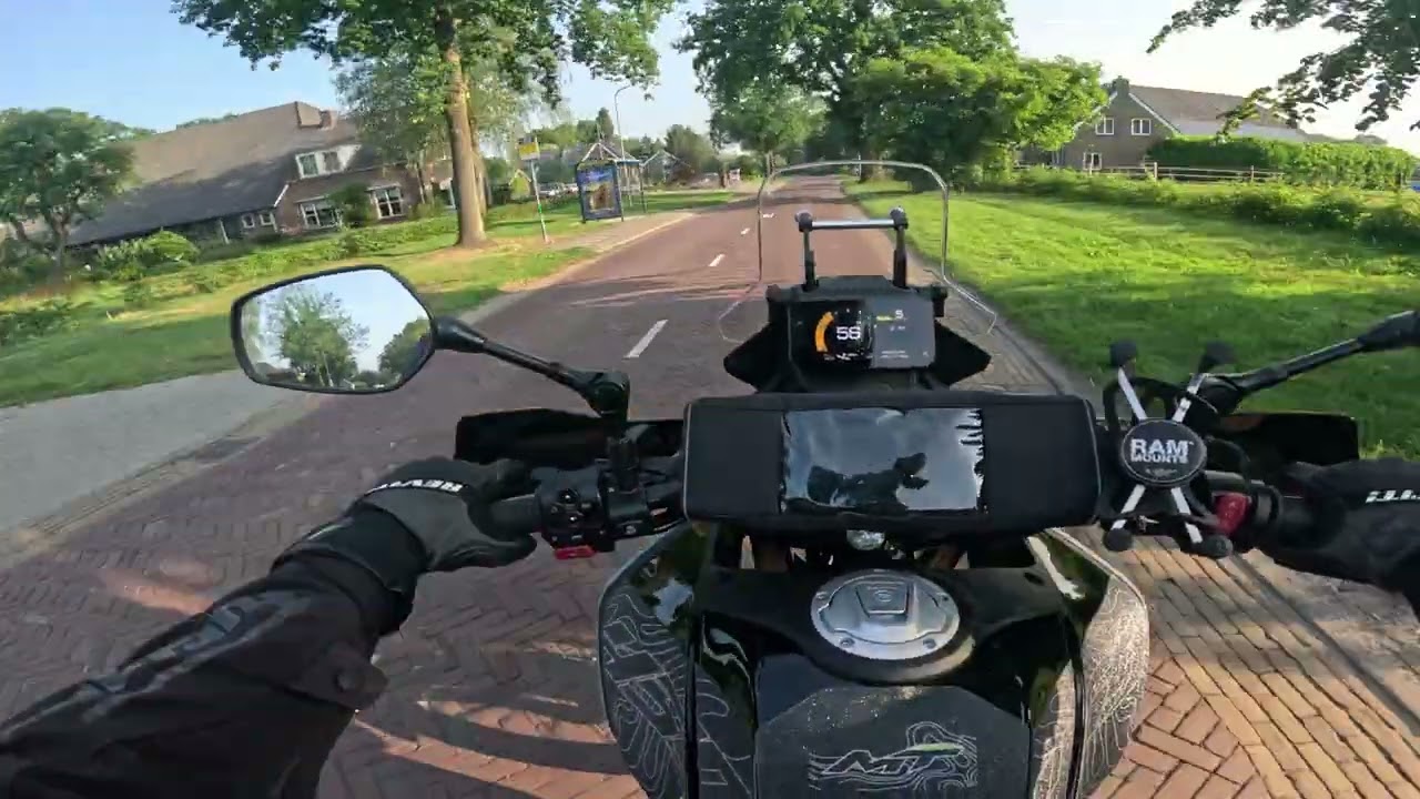 CF Moto 450 MT