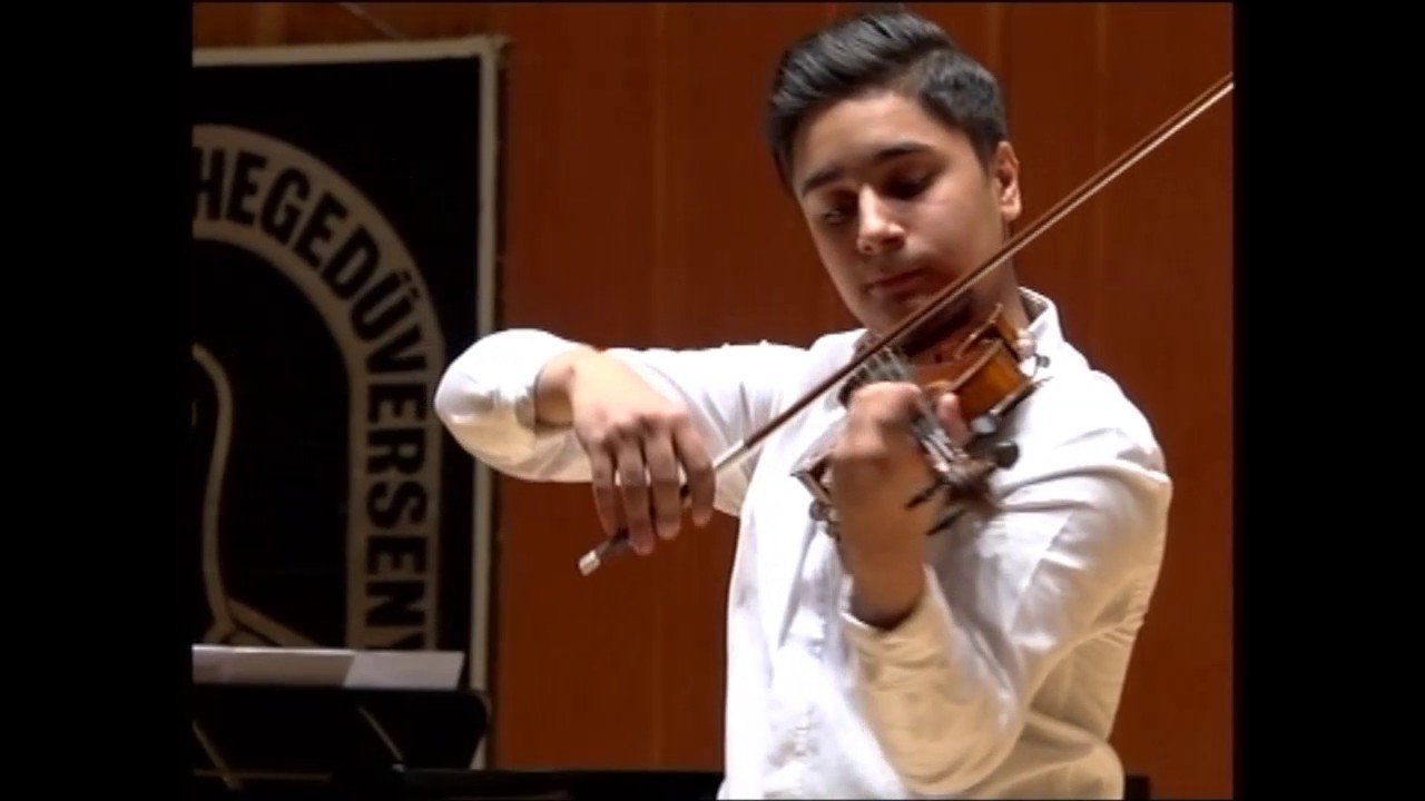 Wieniawski: Scherzo Tarantella - előadja: Kiss Zoltán