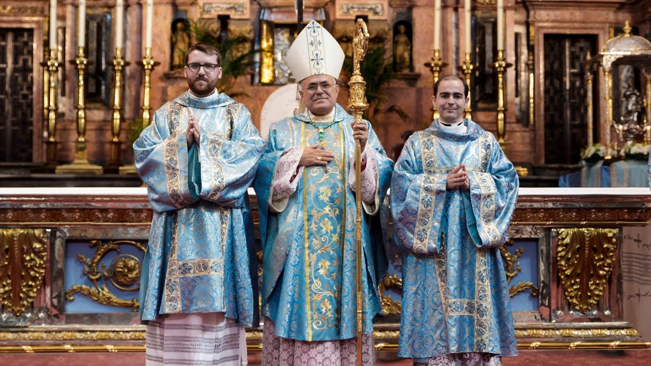 Ordenaciones de Diáconos en la Catedral (8-12-2016)