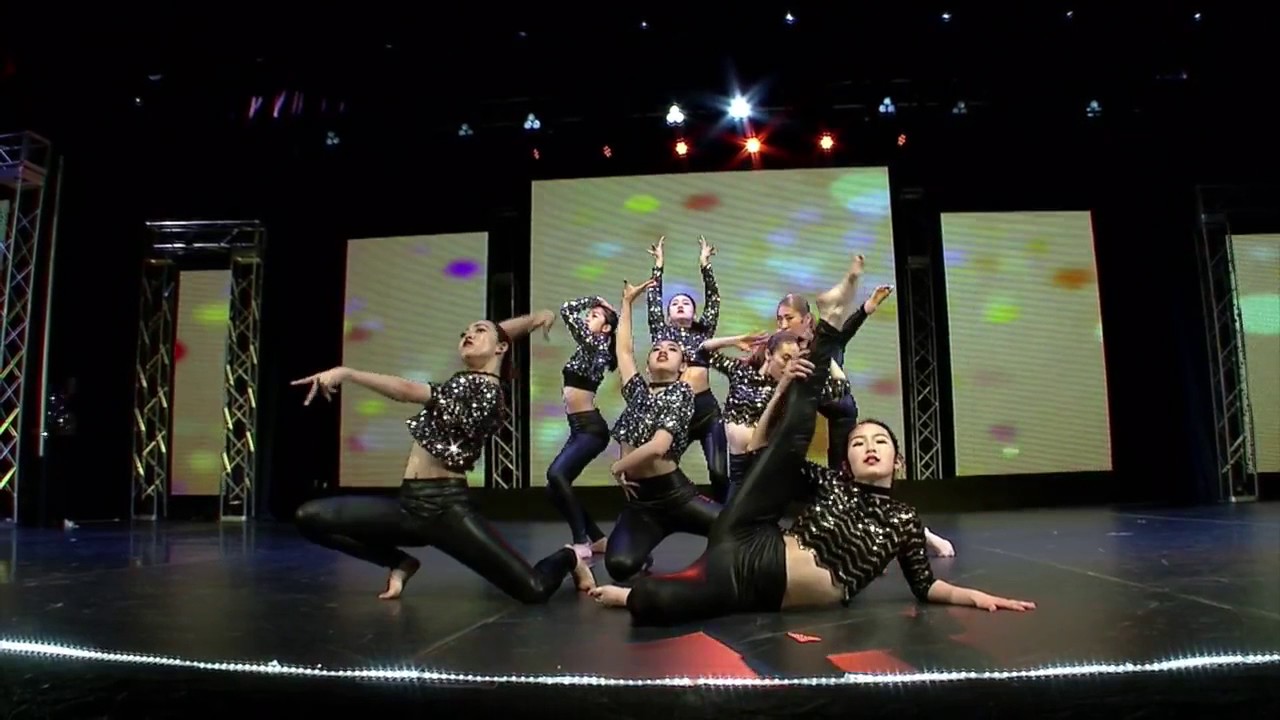 Fabulous Sisters - Dance Studio Vivid