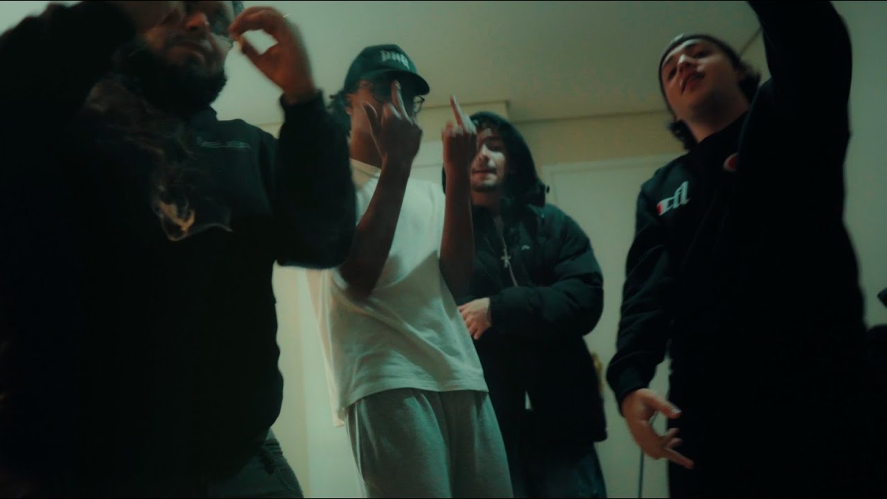PICOLI - FANSTAMA DE KIEV (prod.juninshawty) (Official Music Video)