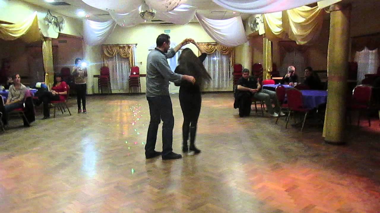 BAILE AMERICANO -  ARIEL Y ROSANA (JUEVES TIA LOLA)