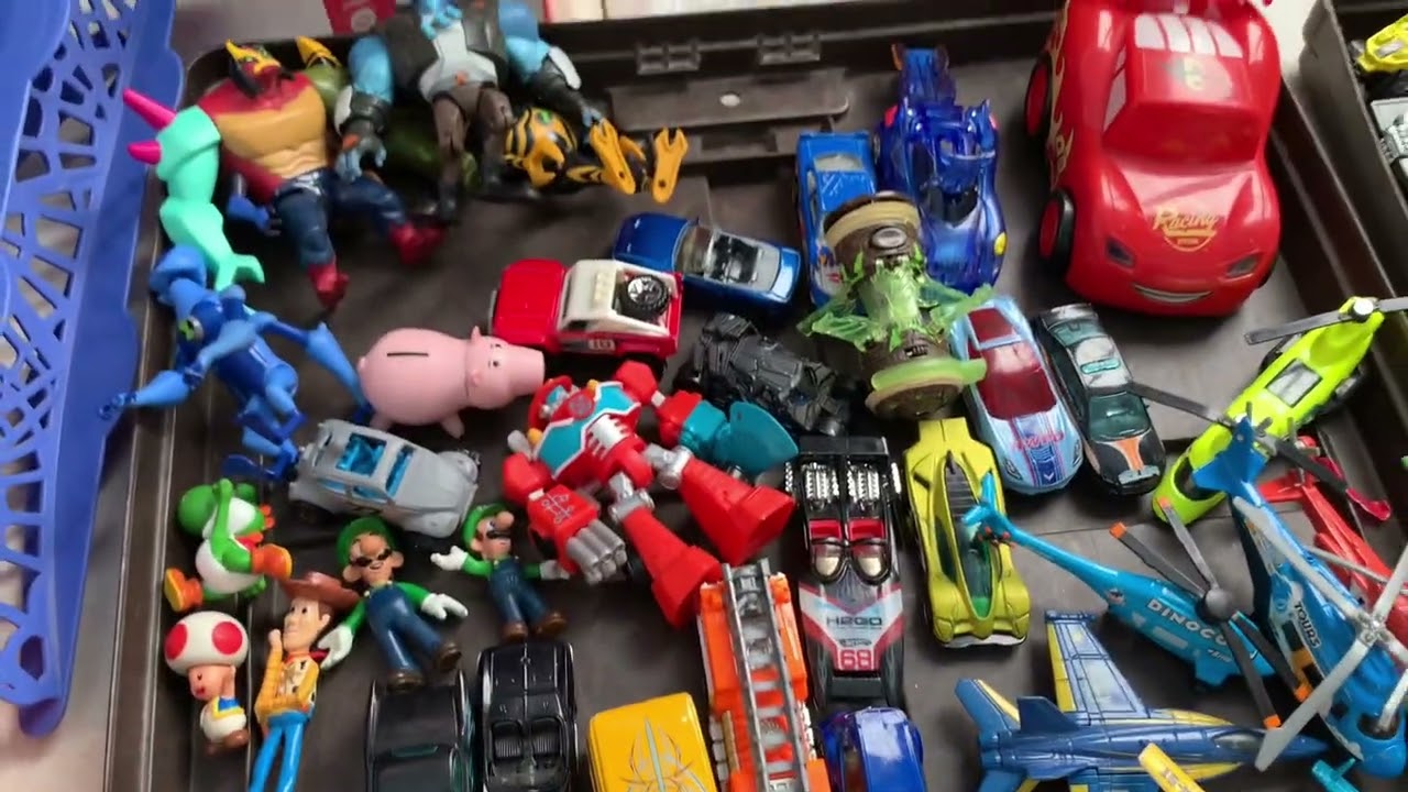 Joyitas de tianguis 47… la mejor cacería del año delorean star wars y Batman una cosa elegante 