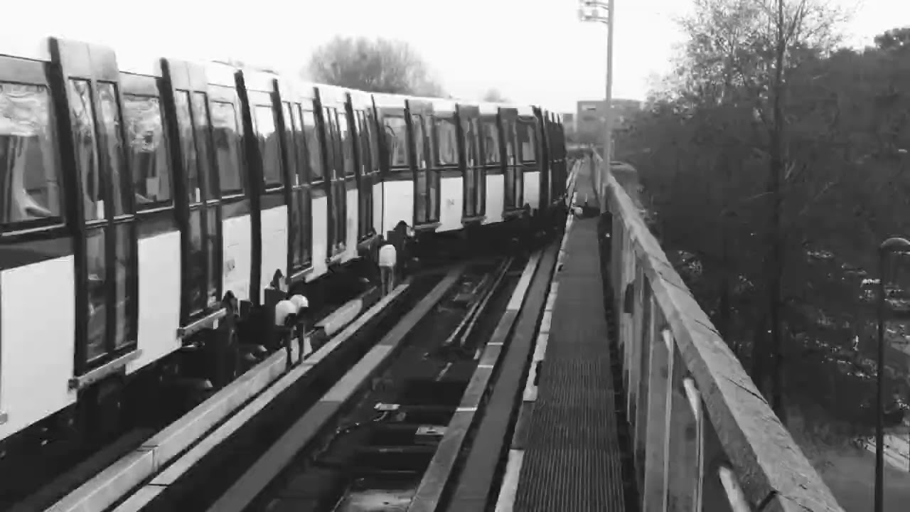 [Métro] BOA 210 en Rebrousement A Chu eurasanté 