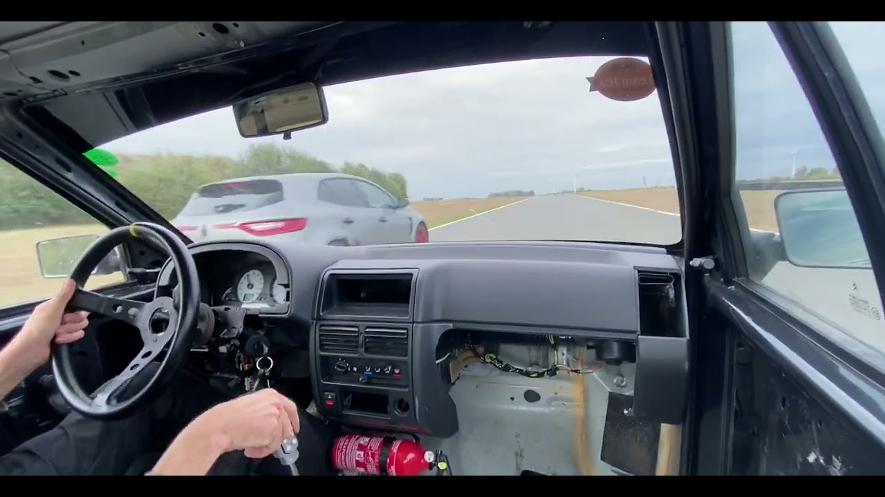 Citroën AX GTI vs M4RS Trophy