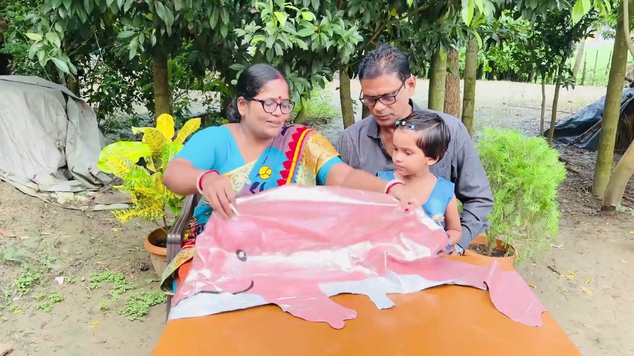 Dhriti ke dada didun koto boro balloon ene dilo 😍❤️🥰🎈😘🎈