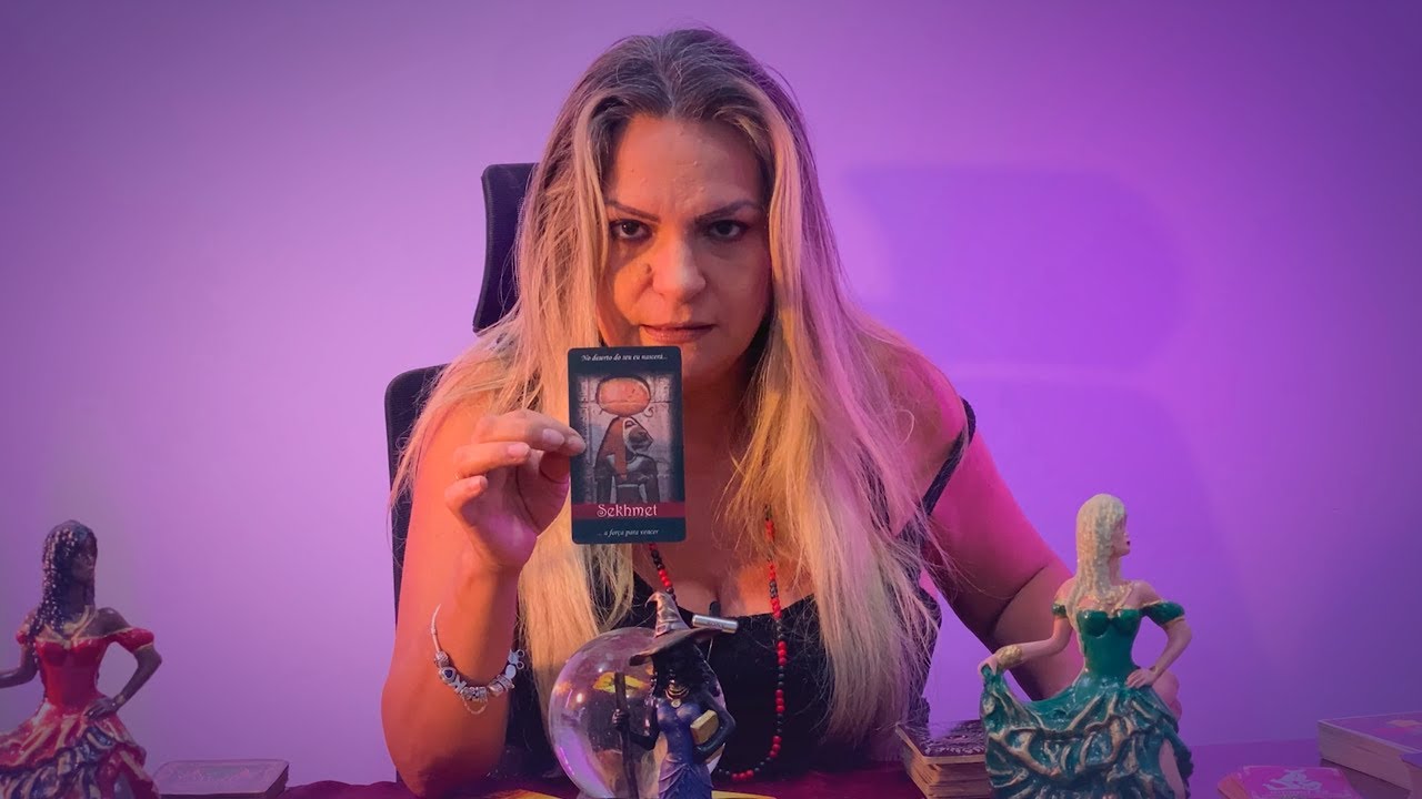 O Tarot Revela - O QUE ESSE HOMEM QUER COM VOCÊ