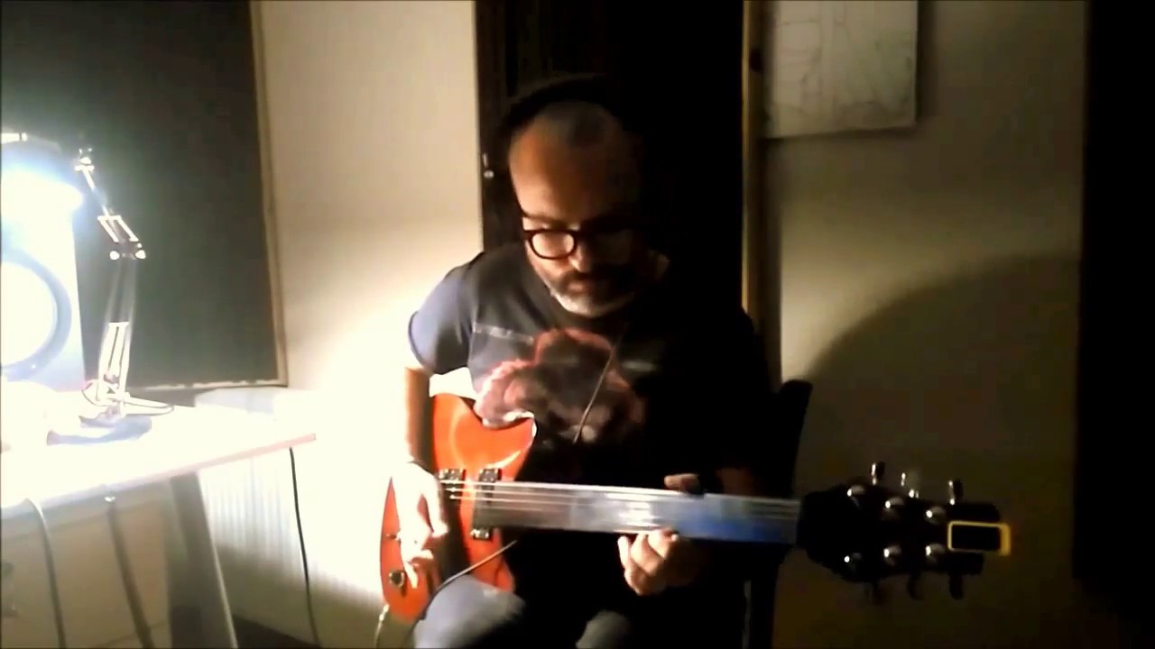 Salih Korkut Peker - Biçare (Taksim Trio Cover w/Fretless Electric Guitar)