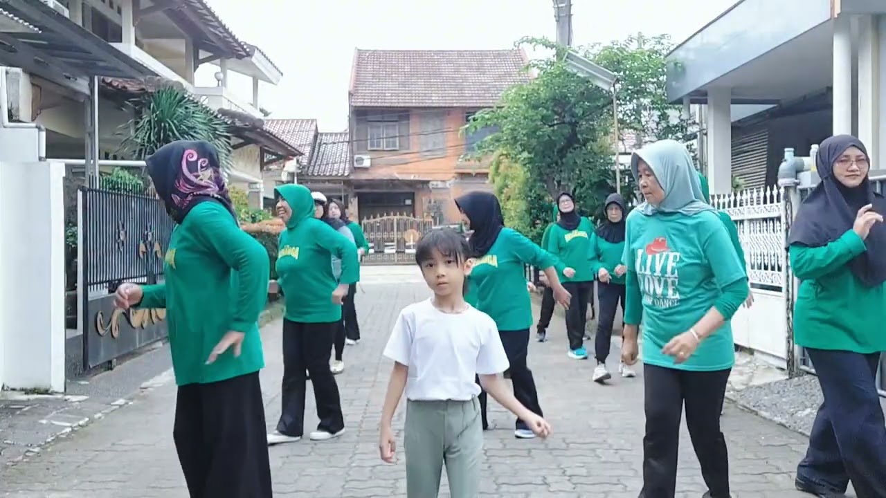 TOBOLA BALE   II  LINE DANCE  II  BEGINNER II KENANGA LD