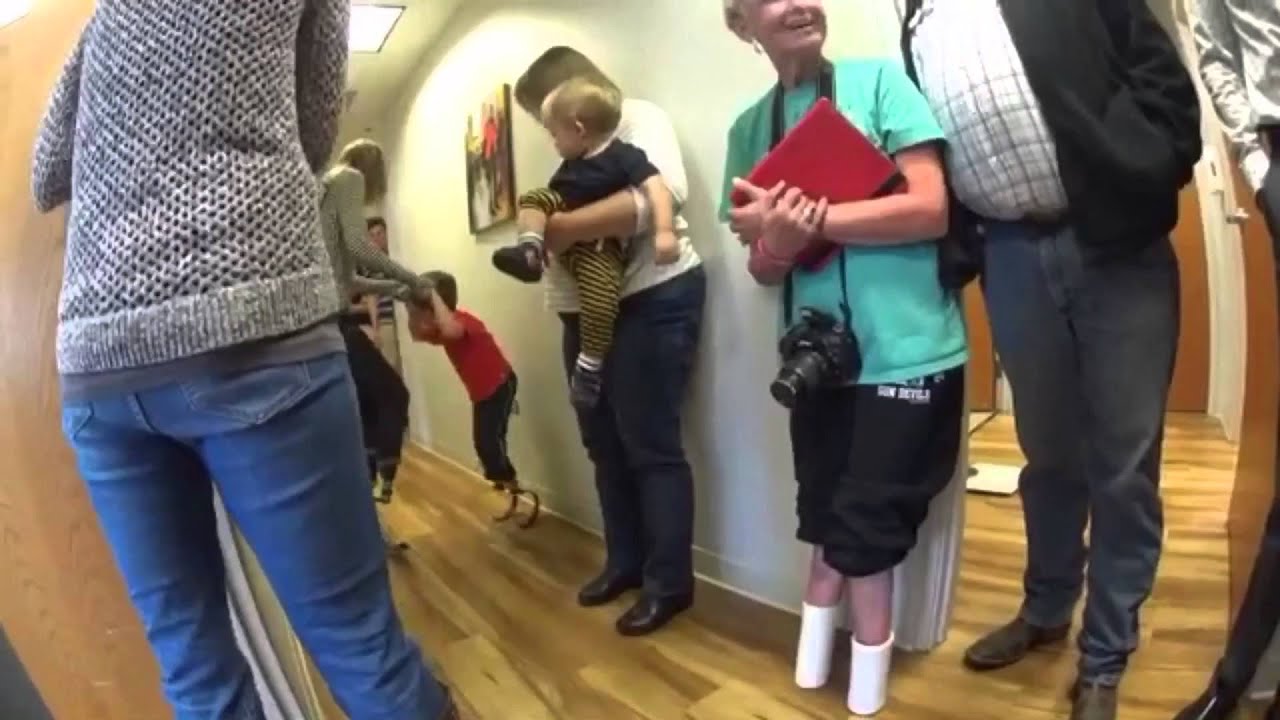 Amy Purdy teaching 4 year old kid Beau how to run on two prosthetic legs