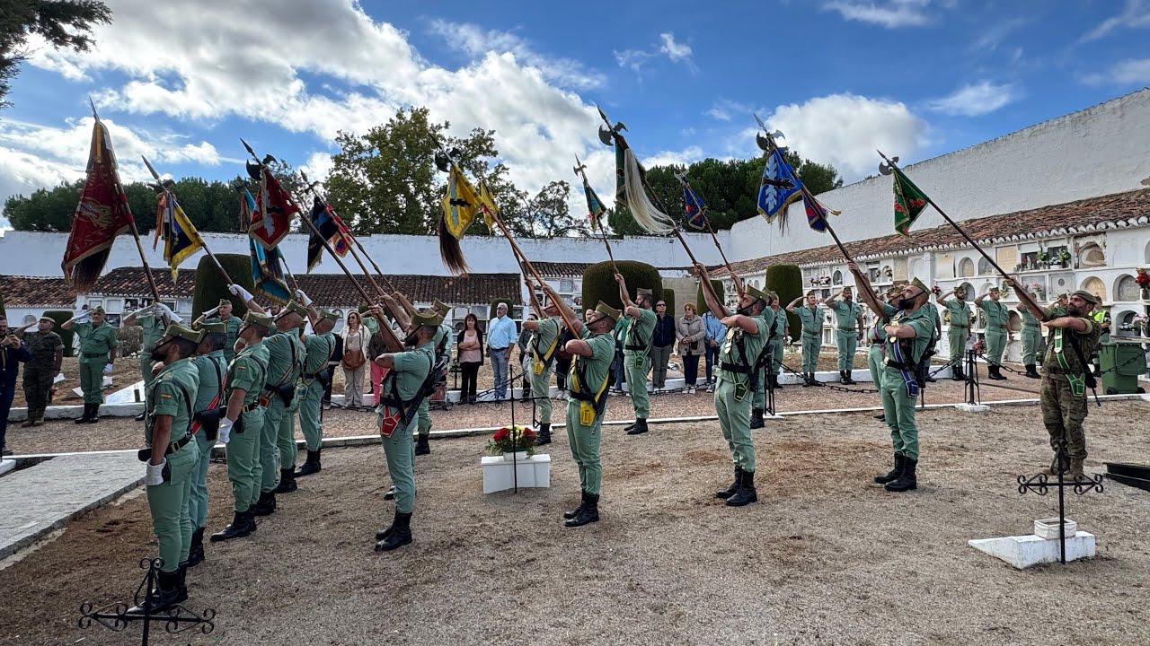 La Legión Ronda: Homenaje a los Caídos en la víspera del Día de Todos los Santos
