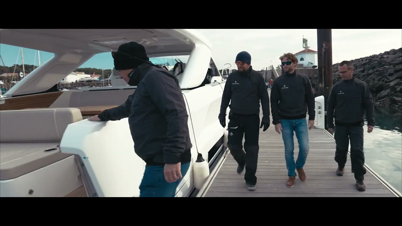 New Jeanneau DB 43 - #JeanneauPowerboats
