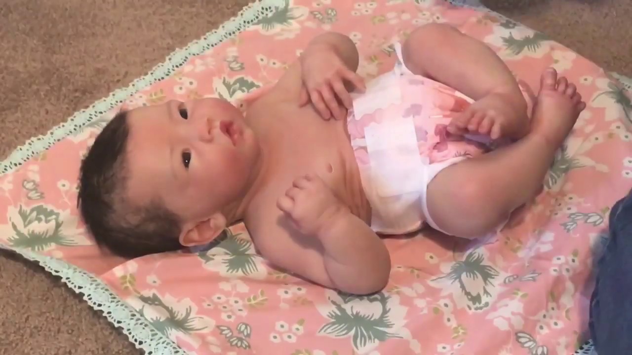 Amazing Silicone Baby Box Opening! EnLai Has Arrived! (Andrea Arcello)