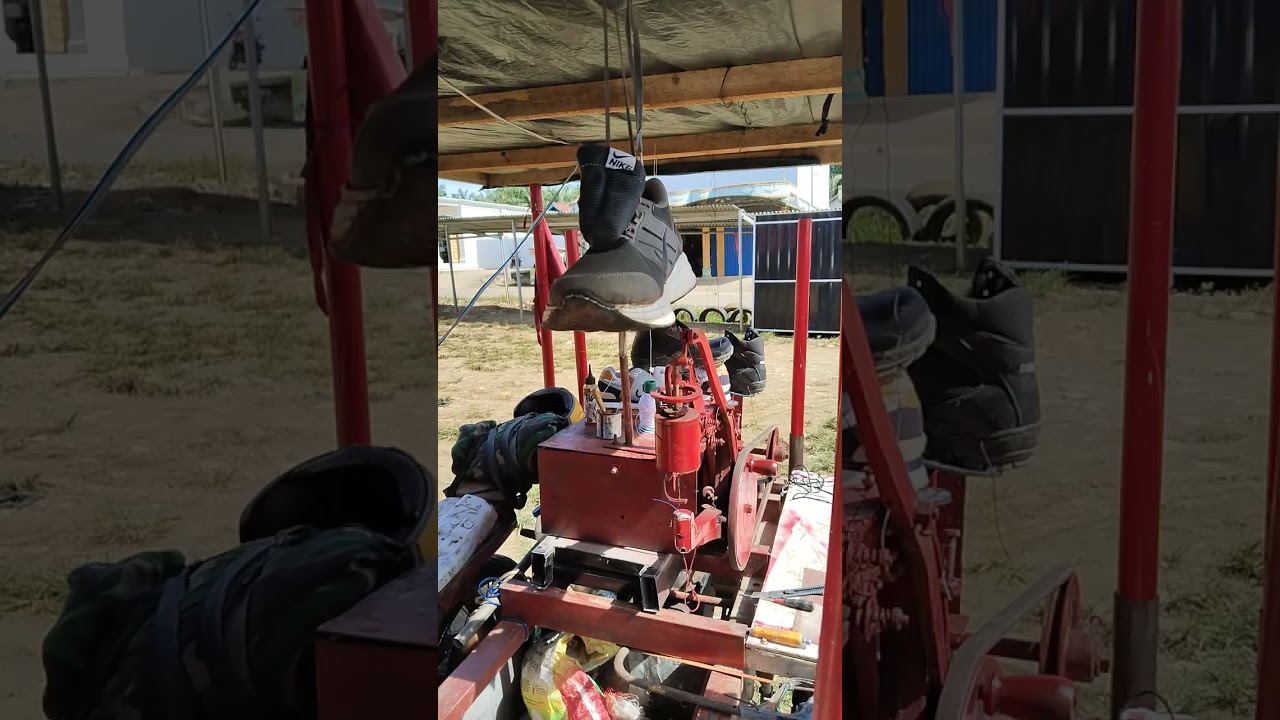 Sepatu besi disol mesin