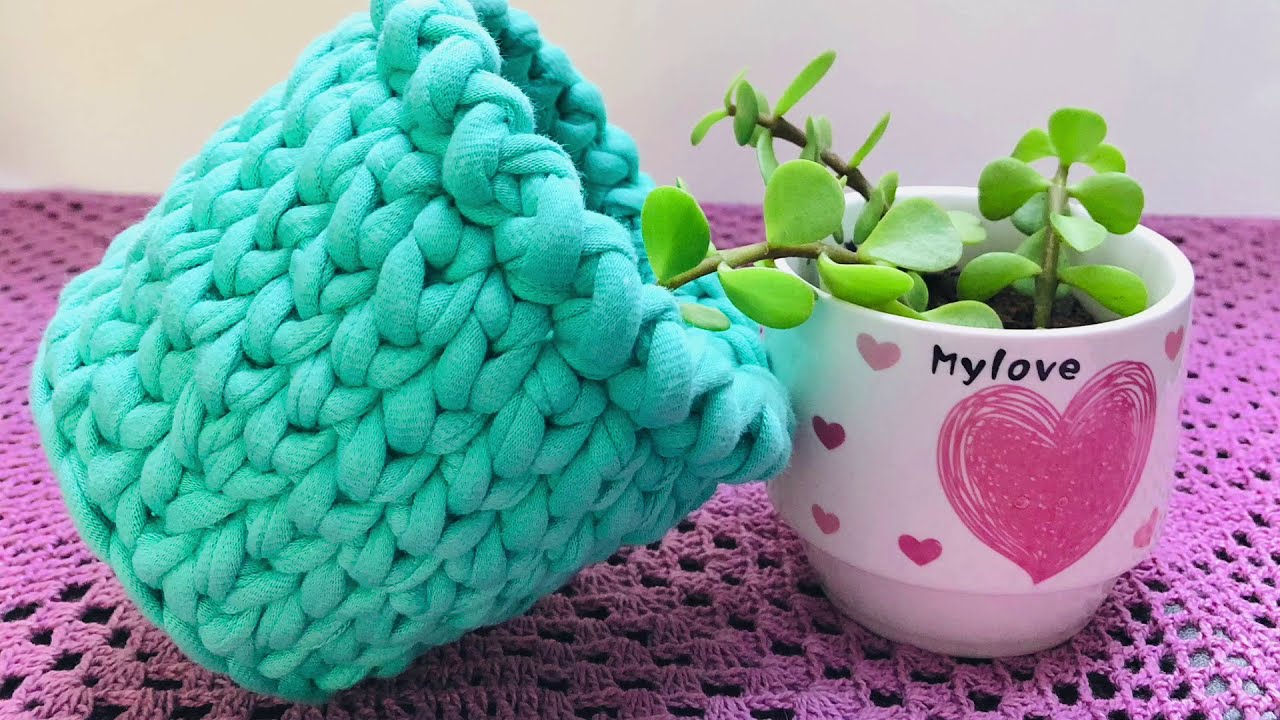 T-shirt yarn cachepot/planter | how to crochet t-shirt yarn basket | DIY home decor