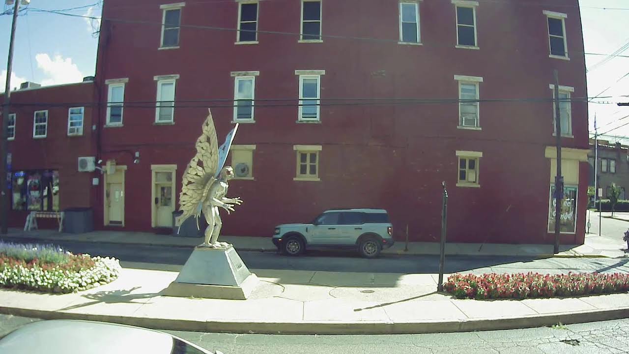 LIVE 24/7 Mothman Statue Cam | Outside the Mothman Museum, Point Pleasant WV